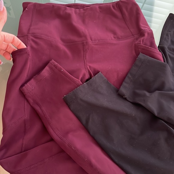 Yogalicious Lux sz S Leggings Bundle 2 pairs Cranberry Black EUC Buttery Soft - Picture 6 of 16